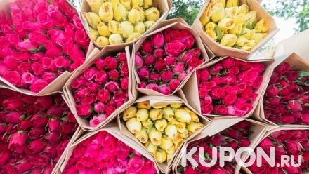 Букет из голландских роз в крафтовой бумаге, пленке или шляпной коробке от цветочного бутика Lily Flowers