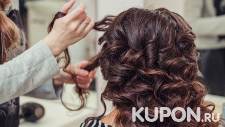 Женская стрижка, окрашивание либо лечение волос в салоне красоты «Монако»