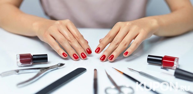 Маникюр и педикюр с покрытием гель-лаком и дизайном ногтей в салоне красоты DL Beauty Club. **Скидка до 64%**