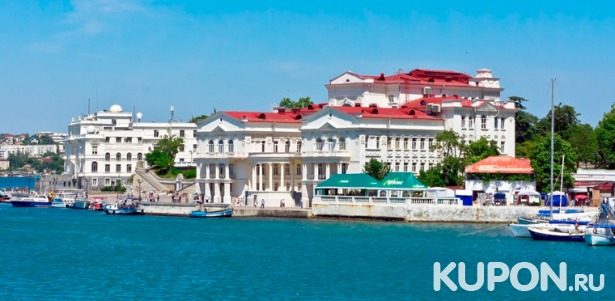 Скидка 50% на проживание для двоих, троих или четверых в гостевом доме «Ласточка» в Крыму