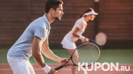 До 2 часов игры в большой теннис с арендой мячиков на кортах теннисного клуба «Лев»