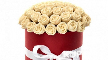 Букет или коробка роз из бельгийского шоколада
